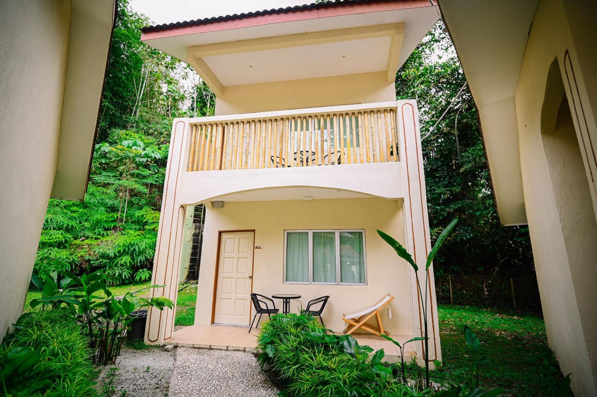 Lilla Rainforest Retreat - Гулу-Ланґат Екстер'єр фото