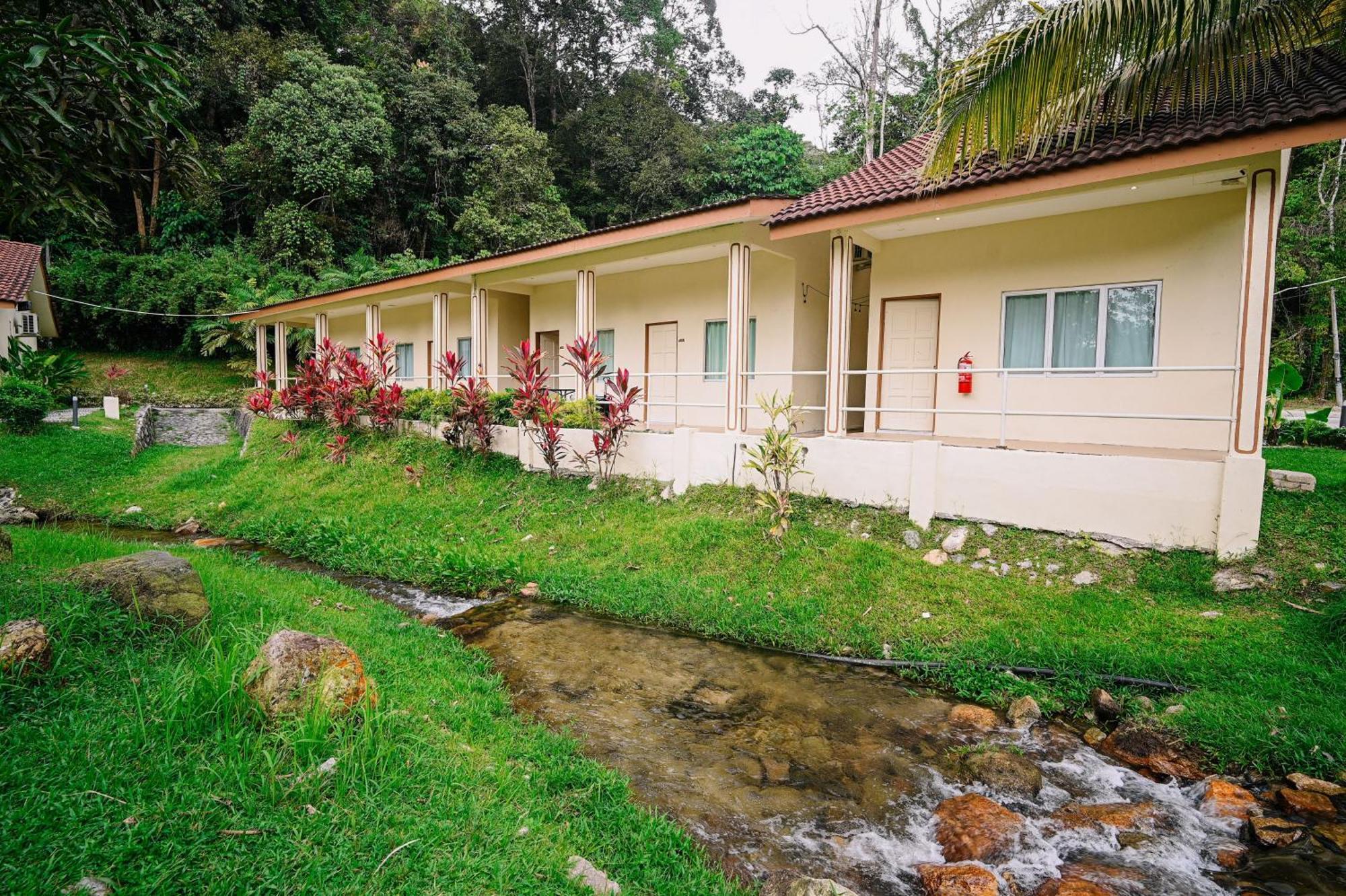 Lilla Rainforest Retreat - Гулу-Ланґат Екстер'єр фото